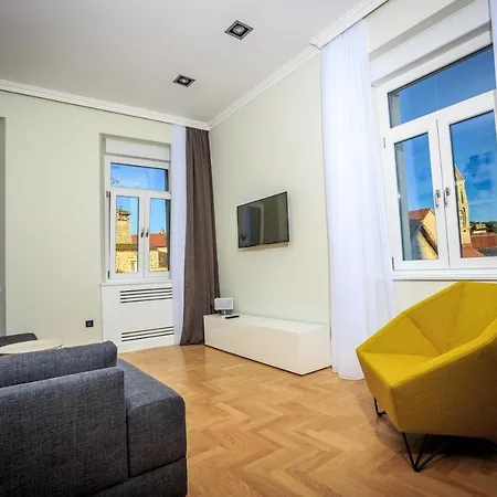 公寓 The Residence Trogir 特罗吉尔